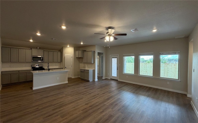 3545 Sepehr Lake Drive, Robstown, TX 78380, 4 Bedrooms Bedrooms, ,2 BathroomsBathrooms,Residential,For Sale,3545 Sepehr Lake Drive,0,468980