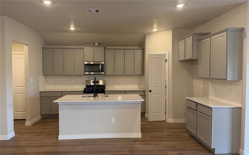 3545 Sepehr Lake Drive, Robstown, TX 78380, 4 Bedrooms Bedrooms, ,2 BathroomsBathrooms,Residential,For Sale,3545 Sepehr Lake Drive,0,468980