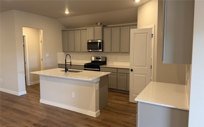 3545 Sepehr Lake Drive, Robstown, TX 78380, 4 Bedrooms Bedrooms, ,2 BathroomsBathrooms,Residential,For Sale,3545 Sepehr Lake Drive,0,468980