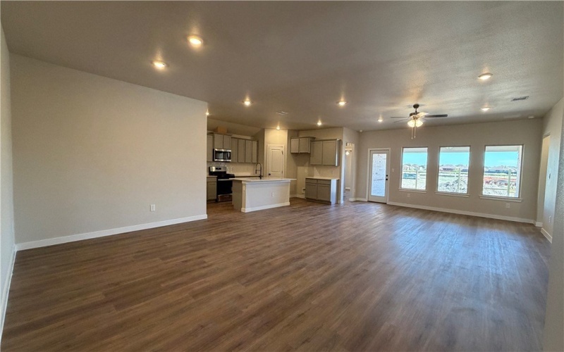 3553 Sepehr Lake Drive, Robstown, TX 78380, 5 Bedrooms Bedrooms, ,3 BathroomsBathrooms,Residential,For Sale,3553 Sepehr Lake Drive,0,468982