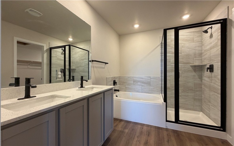 3553 Sepehr Lake Drive, Robstown, TX 78380, 5 Bedrooms Bedrooms, ,3 BathroomsBathrooms,Residential,For Sale,3553 Sepehr Lake Drive,0,468982