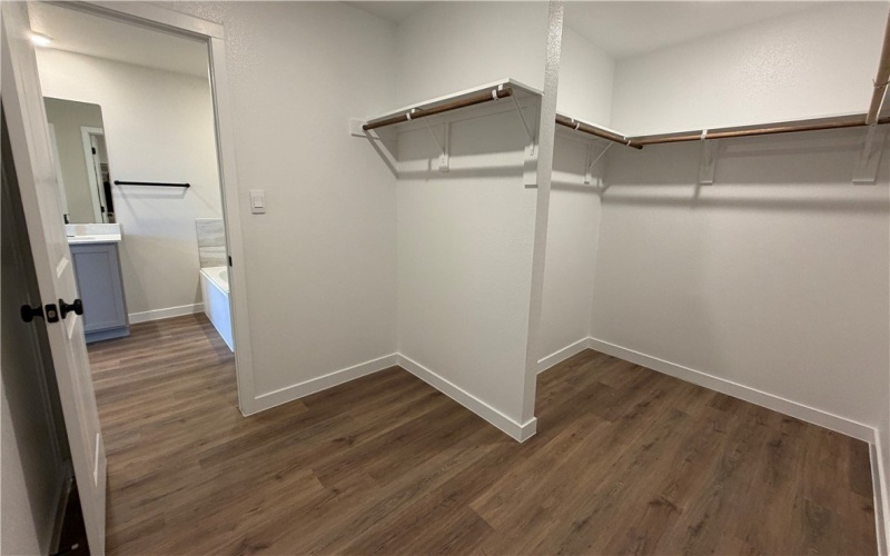 3553 Sepehr Lake Drive, Robstown, TX 78380, 5 Bedrooms Bedrooms, ,3 BathroomsBathrooms,Residential,For Sale,3553 Sepehr Lake Drive,0,468982