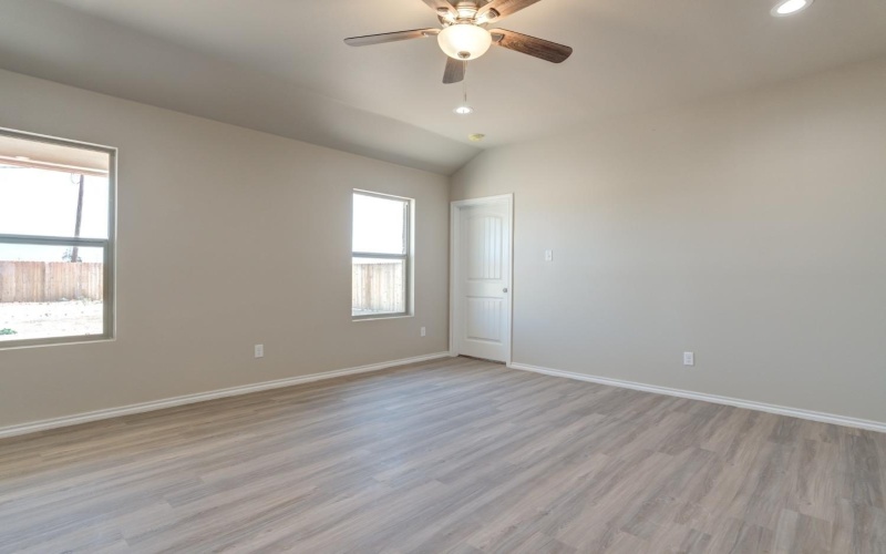 936 E Municipal Drive, Lubbock, TX 79403, 3 Bedrooms Bedrooms, ,2 BathroomsBathrooms,Residential,For Sale,936 E Municipal Drive,0,202564253