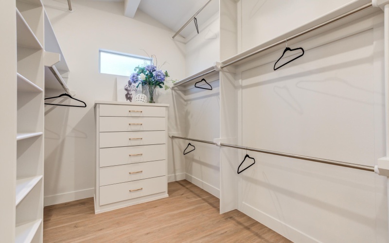 4022 136th Street, Lubbock, TX 79423, 4 Habitaciones Habitaciones , ,5 BañosBaños,Residential,En Venta,4022 136th Street,0,202564265