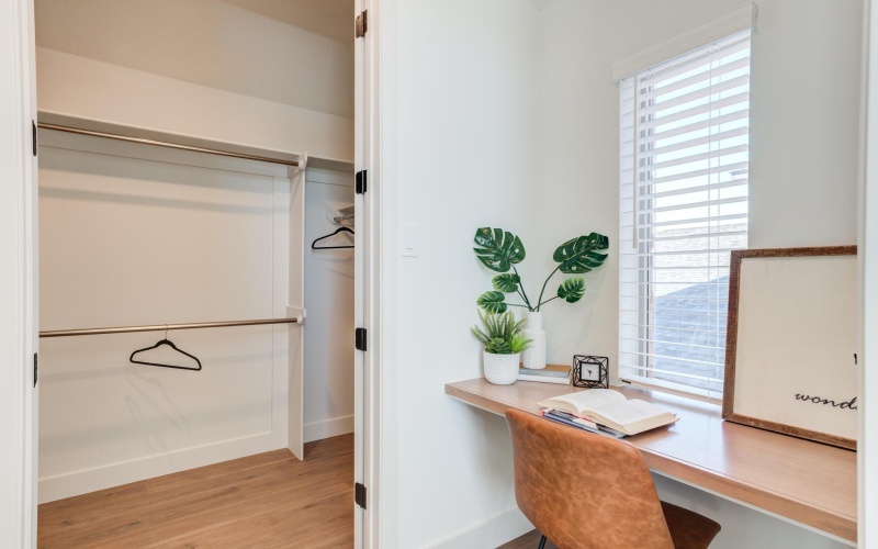 4022 136th Street, Lubbock, TX 79423, 4 Habitaciones Habitaciones , ,5 BañosBaños,Residential,En Venta,4022 136th Street,0,202564265