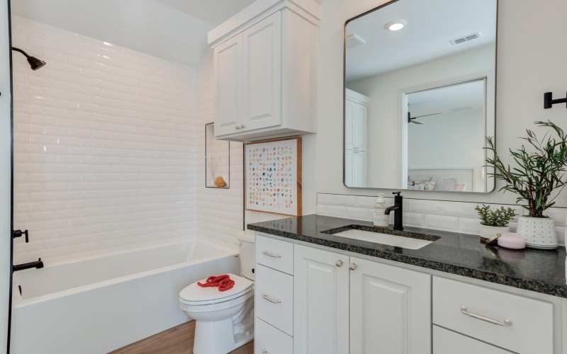 4022 136th Street, Lubbock, TX 79423, 4 Habitaciones Habitaciones , ,5 BañosBaños,Residential,En Venta,4022 136th Street,0,202564265