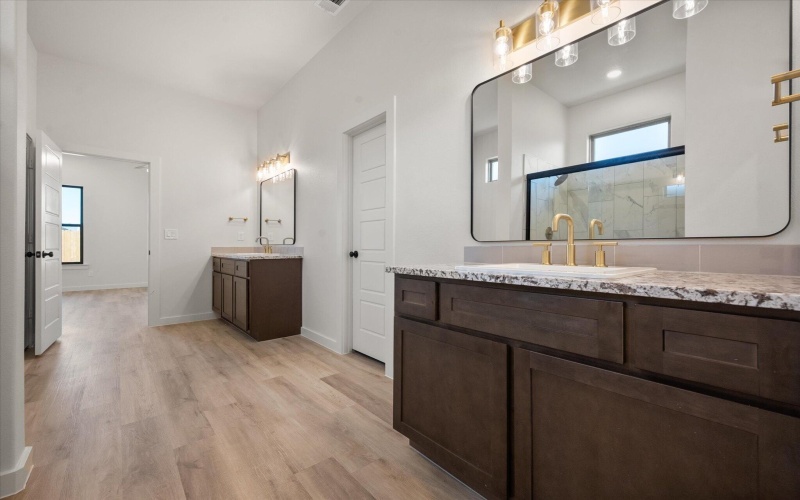 7010 16th Street, Lubbock, TX 79416, 4 Habitaciones Habitaciones , ,3 BañosBaños,Residential,En Venta,7010 16th Street,0,202564266