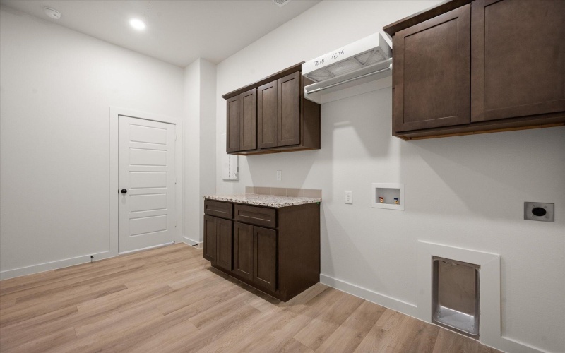 7010 16th Street, Lubbock, TX 79416, 4 Habitaciones Habitaciones , ,3 BañosBaños,Residential,En Venta,7010 16th Street,0,202564266