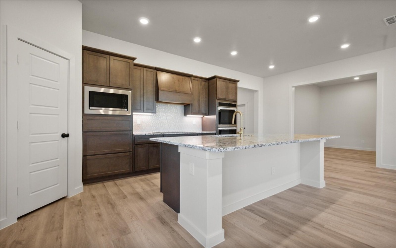 7010 16th Street, Lubbock, TX 79416, 4 Habitaciones Habitaciones , ,3 BañosBaños,Residential,En Venta,7010 16th Street,0,202564266