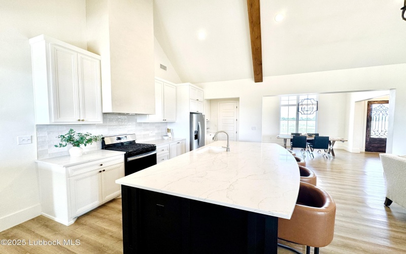 7211 W 12th Street, Plainview, TX 79072, 3 Bedrooms Bedrooms, ,2 BathroomsBathrooms,Residential,For Sale,7211 W 12th Street,0,202564289