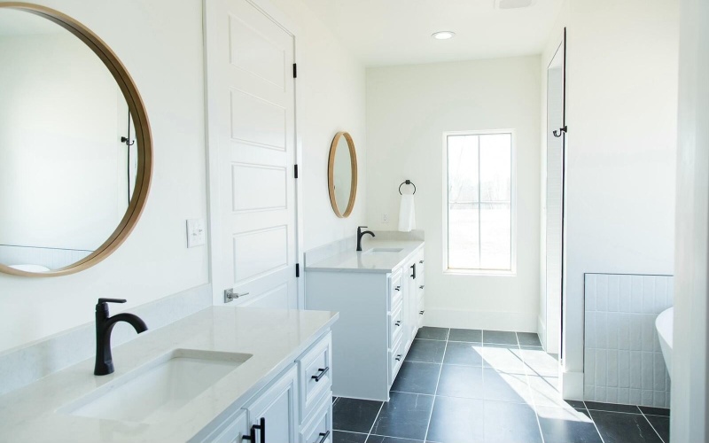 7211 W 12th Street, Plainview, TX 79072, 3 Bedrooms Bedrooms, ,2 BathroomsBathrooms,Residential,For Sale,7211 W 12th Street,0,202564289