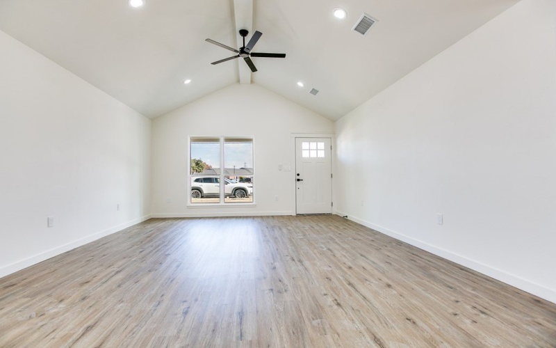 2801 Bowie St, San Angelo, TX 76901, 3 Bedrooms Bedrooms, ,2 BathroomsBathrooms,Residential,For Sale,2801 Bowie St,0,130070