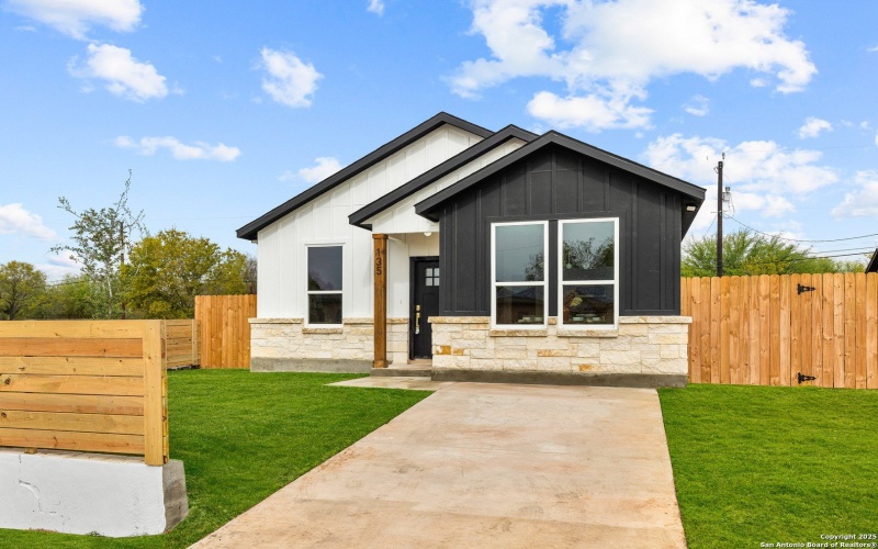 135 Sligo, San Antonio, TX 78223, 3 Habitaciones Habitaciones , ,2 BañosBaños,Residential,En Venta,135 Sligo,0,1884282
