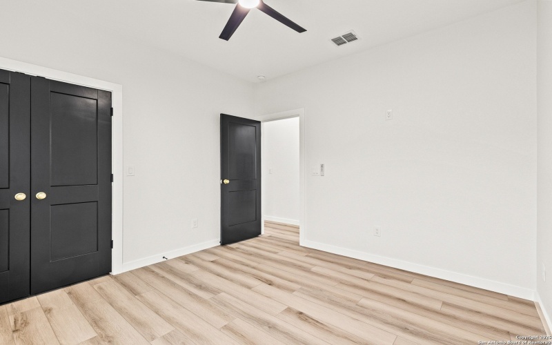 137 Sligo, San Antonio, TX 78223, 3 Bedrooms Bedrooms, ,2 BathroomsBathrooms,Residential,For Sale,137 Sligo,0,1884292