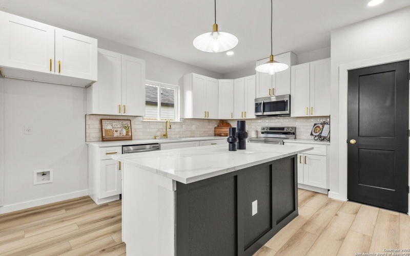 137 Sligo, San Antonio, TX 78223, 3 Bedrooms Bedrooms, ,2 BathroomsBathrooms,Residential,For Sale,137 Sligo,0,1884292