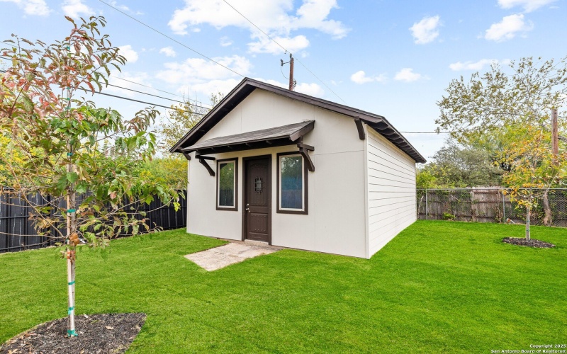 137 Sligo, San Antonio, TX 78223, 3 Bedrooms Bedrooms, ,2 BathroomsBathrooms,Residential,For Sale,137 Sligo,0,1884292