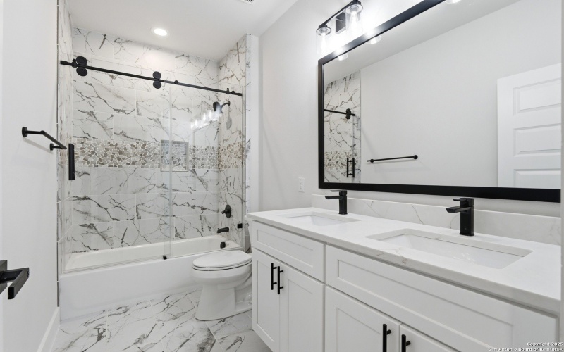 1266 Highpoint Ln, Spring Branch, TX 78070, 3 Habitaciones Habitaciones , ,2 BañosBaños,Residential,En Venta,1266 Highpoint Ln,0,1929022