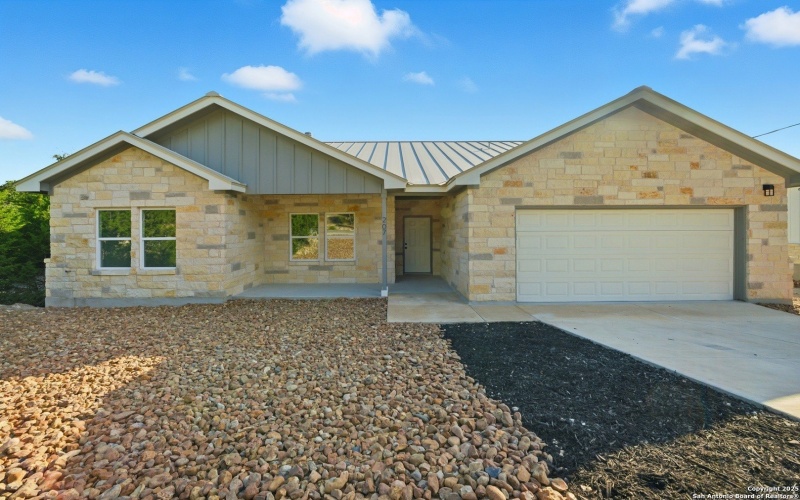 207 Deer Oaks, Lakehills, TX 78063, 4 Habitaciones Habitaciones , ,5 BañosBaños,Residential,En Venta,207 Deer Oaks,0,1929208