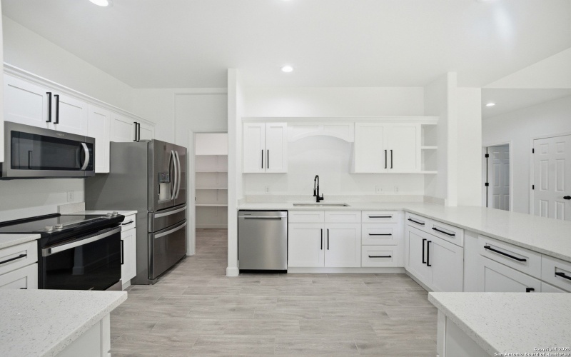 207 Deer Oaks, Lakehills, TX 78063, 4 Habitaciones Habitaciones , ,5 BañosBaños,Residential,En Venta,207 Deer Oaks,0,1929208