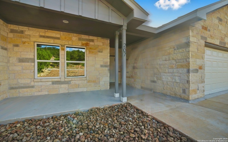 207 Deer Oaks, Lakehills, TX 78063, 4 Habitaciones Habitaciones , ,5 BañosBaños,Residential,En Venta,207 Deer Oaks,0,1929208