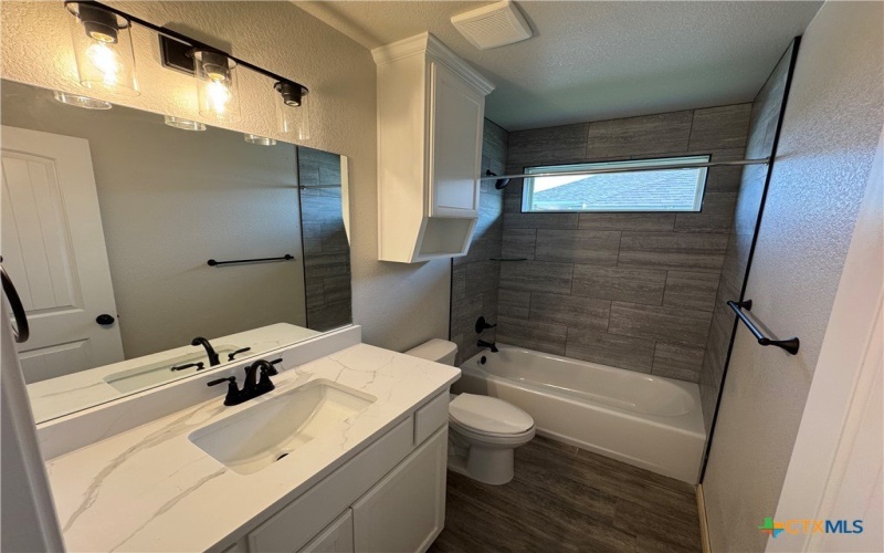 2528 Cowgirl Trail, Belton, TX 76513, 4 Habitaciones Habitaciones , ,2 BañosBaños,Residential,En Venta,2528 Cowgirl Trail,0,579927