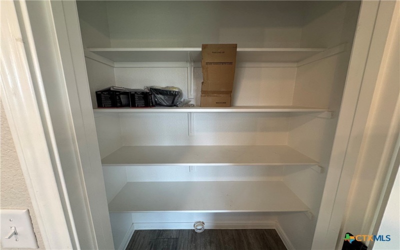 2528 Cowgirl Trail, Belton, TX 76513, 4 Habitaciones Habitaciones , ,2 BañosBaños,Residential,En Venta,2528 Cowgirl Trail,0,579927