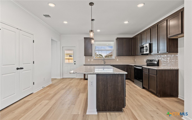 708 Seven Springs Drive, Temple, TX 76502, 4 Bedrooms Bedrooms, ,2 BathroomsBathrooms,Residential,For Sale,708 Seven Springs Drive,0,600264