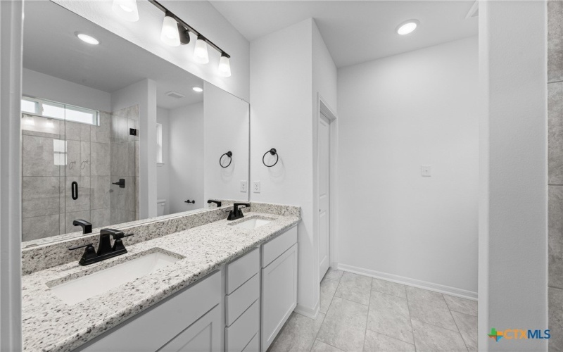 9119 Littlefield Drive unit: A #A, Temple, TX 76502, 3 Bedrooms Bedrooms, ,2 BathroomsBathrooms,Residential,For Sale,9119 Littlefield Drive unit: A,0,600267