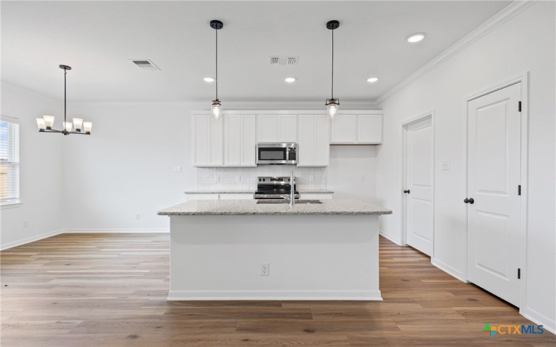 709 Killam Drive, Temple, TX 76502, 3 Bedrooms Bedrooms, ,2 BathroomsBathrooms,Residential,For Sale,709 Killam Drive,0,600268