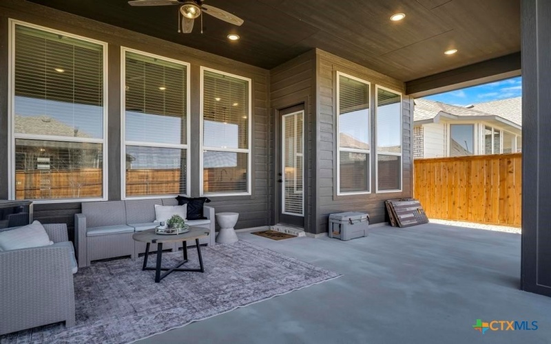 5725 Huron Drive, New Braunfels, TX 78130, 4 Habitaciones Habitaciones , ,3 BañosBaños,Residential,En Venta,5725 Huron Drive,0,600282