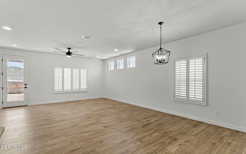 701 Paseo Dulce Avenue, El Paso, TX 79928, 3 Habitaciones Habitaciones , ,2 BañosBaños,Residential,En Venta,701 Paseo Dulce Avenue,0,935320