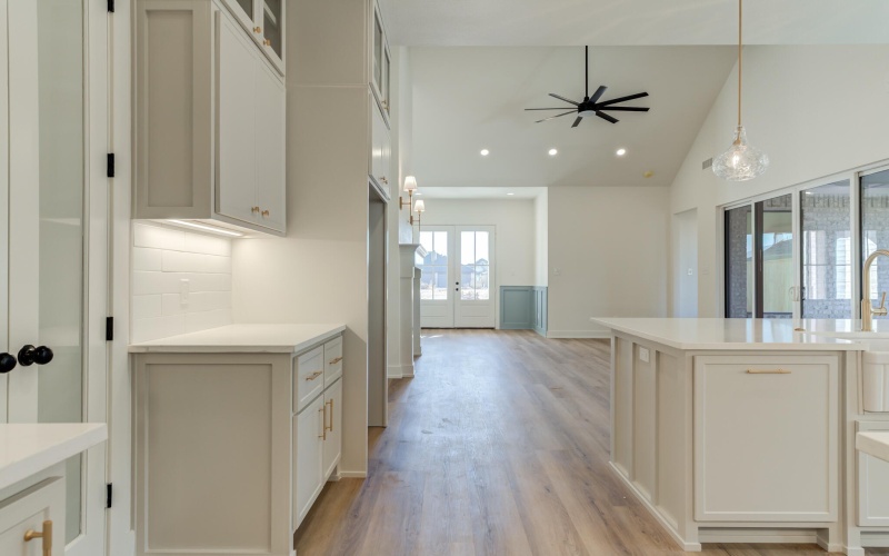 4616 138th Place, Lubbock, TX 79424, 4 Habitaciones Habitaciones , ,3 BañosBaños,Residential,En Venta,4616 138th Place,0,202564294