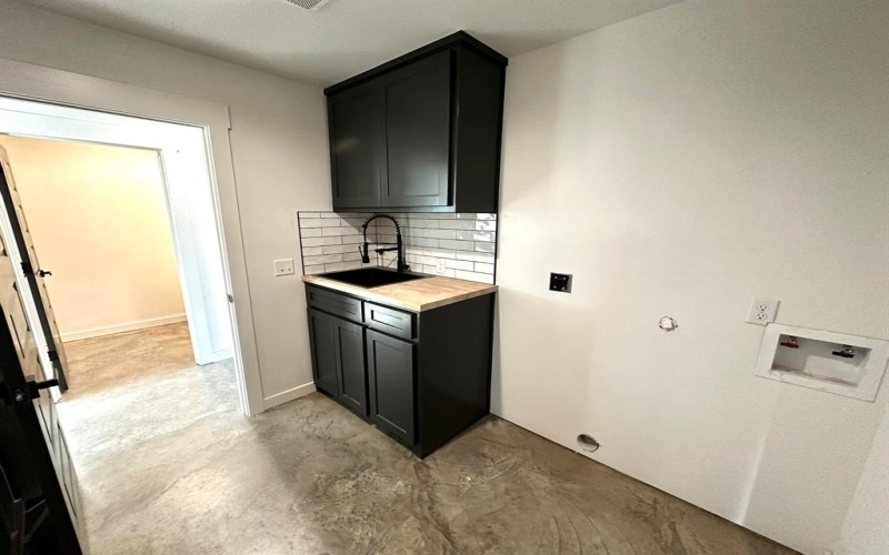 1053 Bluff Creek Drive, Strawn, TX 76475, 3 Bedrooms Bedrooms, ,2 BathroomsBathrooms,Residential,For Sale,1053 Bluff Creek Drive,0,21129380