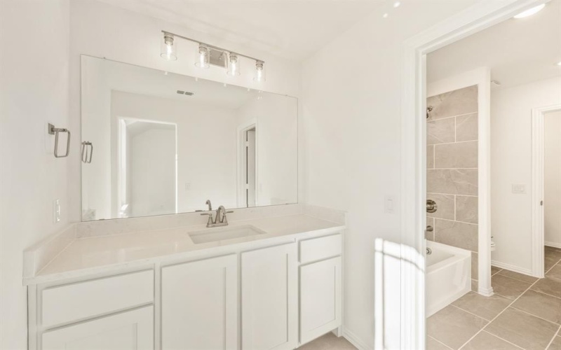 5520 Sweetwater Drive, Denton, TX 76226, 5 Habitaciones Habitaciones , ,5 BañosBaños,Residential,En Venta,5520 Sweetwater Drive,0,21131894