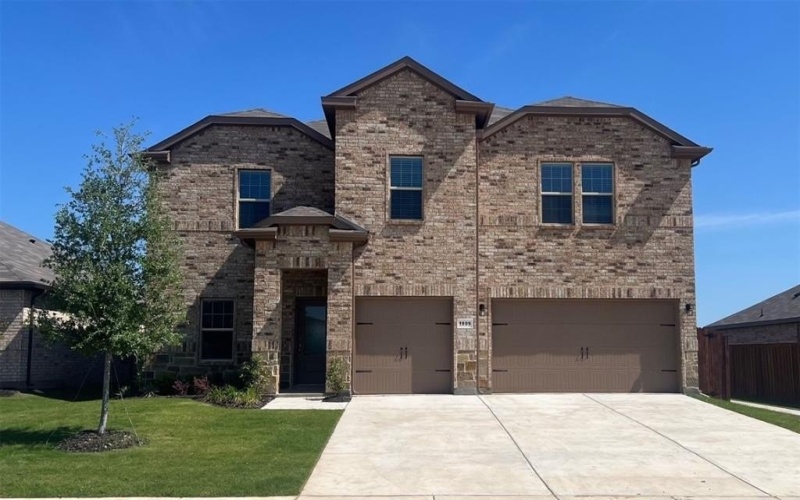 1909 COOKES Lane, Cleburne, TX 76033, 5 Bedrooms Bedrooms, ,3 BathroomsBathrooms,Residential,For Sale,1909 COOKES Lane,0,21133333