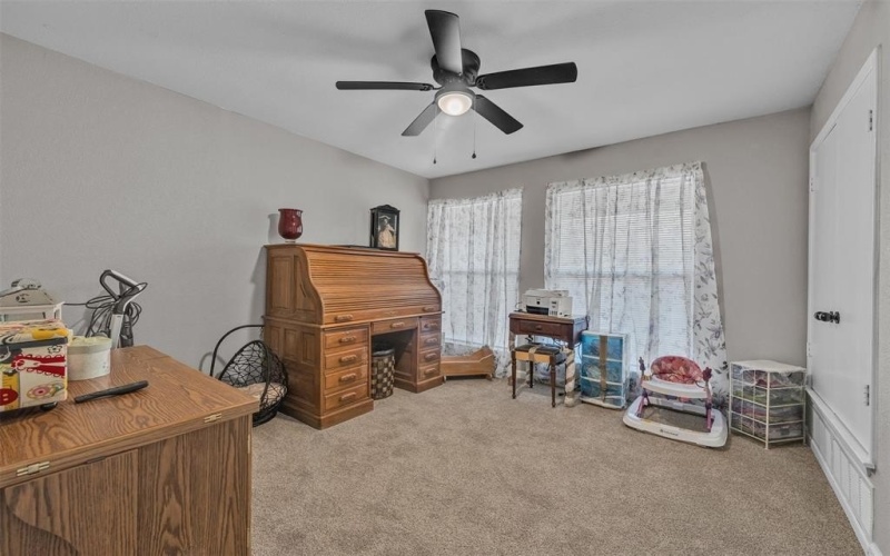 1908 Thousand Oaks Drive, Burleson, TX 76028, 5 Bedrooms Bedrooms, ,3 BathroomsBathrooms,Residential,For Sale,1908 Thousand Oaks Drive,0,21134319