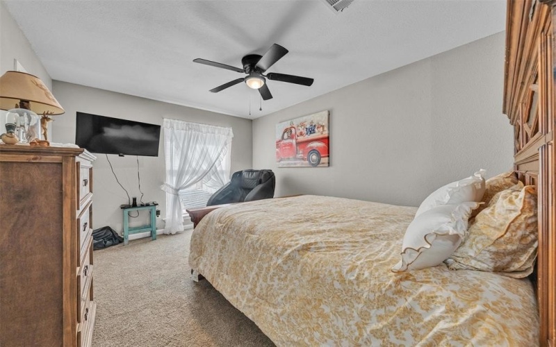 1908 Thousand Oaks Drive, Burleson, TX 76028, 5 Bedrooms Bedrooms, ,3 BathroomsBathrooms,Residential,For Sale,1908 Thousand Oaks Drive,0,21134319