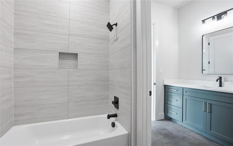 2700 Veridian Point Drive, Burleson, TX 76028, 4 Habitaciones Habitaciones , ,3 BañosBaños,Residential,En Venta,2700 Veridian Point Drive,0,21134531