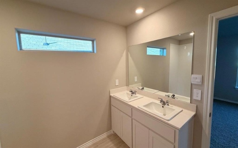 8508 HOLLYMEAD Lane, Fort Worth, TX 76131, 4 Bedrooms Bedrooms, ,2 BathroomsBathrooms,Residential,For Sale,8508 HOLLYMEAD Lane,0,21134760