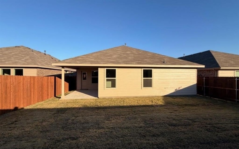 8445 HOLLYMEAD Lane, Fort Worth, TX 76131, 4 Bedrooms Bedrooms, ,3 BathroomsBathrooms,Residential,For Sale,8445 HOLLYMEAD Lane,0,21134811