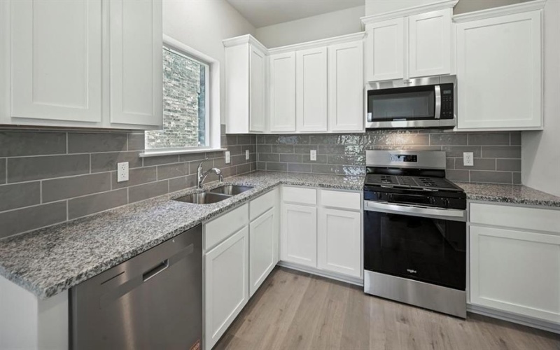 10421 Barron Drive, Aubrey, TX 76227, 3 Bedrooms Bedrooms, ,2 BathroomsBathrooms,Residential,For Sale,10421 Barron Drive,0,21134958