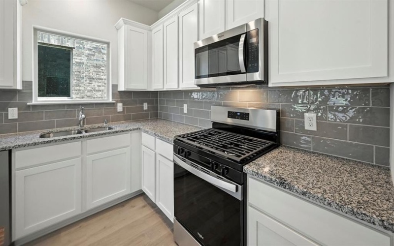 10421 Barron Drive, Aubrey, TX 76227, 3 Bedrooms Bedrooms, ,2 BathroomsBathrooms,Residential,For Sale,10421 Barron Drive,0,21134958