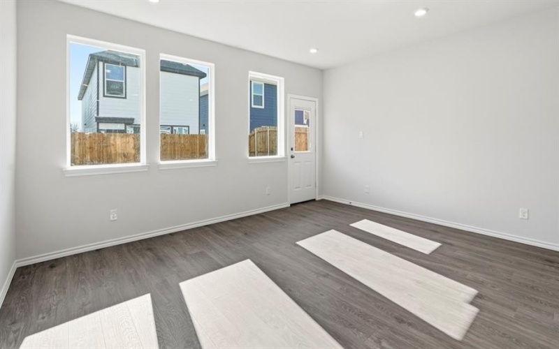 303 Tall Cedar Way, Princeton, TX 75407, 3 Habitaciones Habitaciones , ,2 BañosBaños,Residential,En Venta,303 Tall Cedar Way,0,21134972