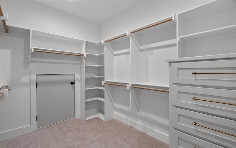 3812 E Port Ridglea Court, Granbury, TX 76049, 4 Bedrooms Bedrooms, ,3 BathroomsBathrooms,Residential,For Sale,3812 E Port Ridglea Court,0,21135000