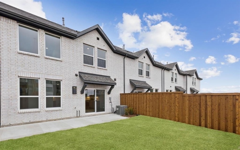 3734 Pierce Lane, Grand Prairie, TX 75052, 2 Bedrooms Bedrooms, ,2 BathroomsBathrooms,Residential,For Sale,3734 Pierce Lane,0,21135124