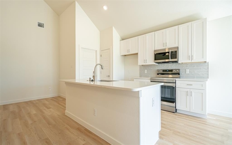 924 Bosque River Drive, Granbury, TX 76048, 3 Bedrooms Bedrooms, ,2 BathroomsBathrooms,Residential,For Sale,924 Bosque River Drive,0,21135228