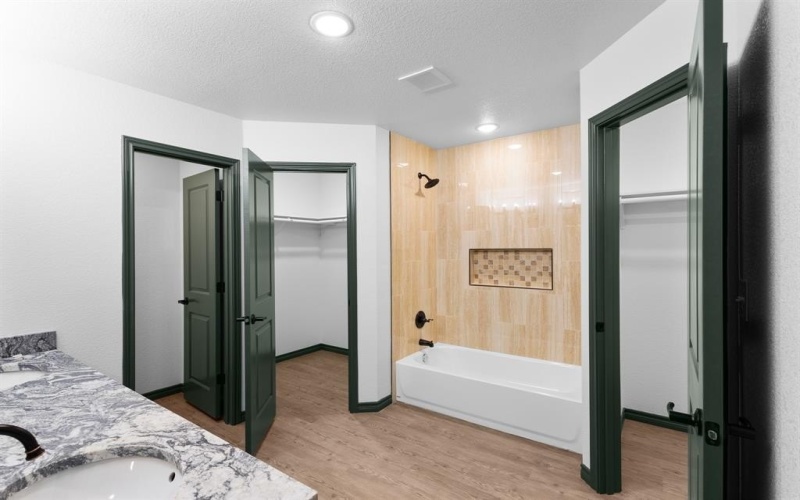 303 E Bois D Arc, Nocona, TX 76255, 3 Habitaciones Habitaciones , ,2 BañosBaños,Residential,En Venta,303 E Bois D Arc,0,21135257