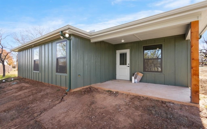 303 E Bois D Arc, Nocona, TX 76255, 3 Habitaciones Habitaciones , ,2 BañosBaños,Residential,En Venta,303 E Bois D Arc,0,21135257