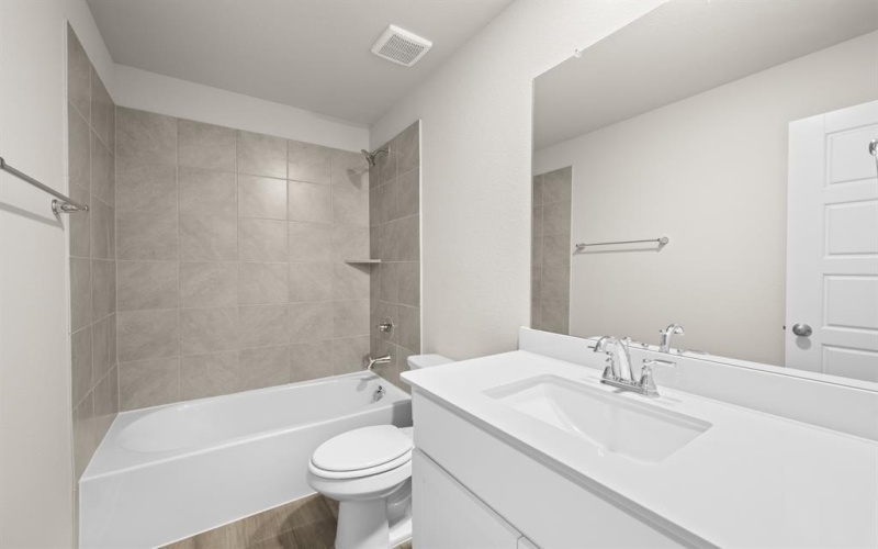 236 Wagon Spoke Way #17, Fort Worth, TX 76120, 3 Habitaciones Habitaciones , ,2 BañosBaños,Residential,En Venta,236 Wagon Spoke Way,0,21135313