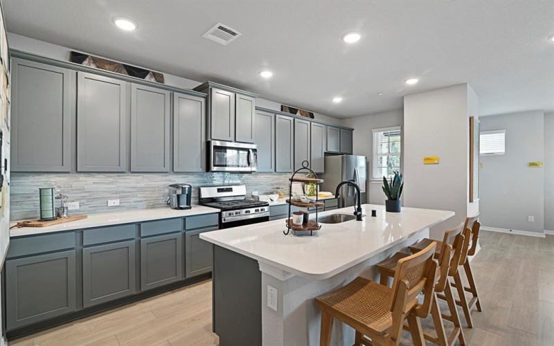 236 Wagon Spoke Way #17, Fort Worth, TX 76120, 3 Bedrooms Bedrooms, ,2 BathroomsBathrooms,Residential,For Sale,236 Wagon Spoke Way,0,21135313